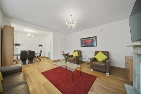 3 bedroom flat to rent - Photo 2