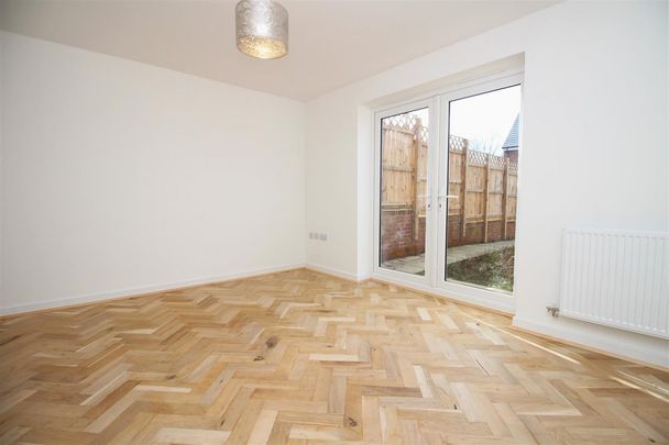 2 bedroom Terraced House to rent in Elm Road, Blaydon-On-Tyne, Tyne & Wear, NE21 5FB - Photo 1