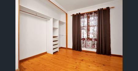 Open-Plan Living Plus Versatile External Bungalow - Photo 2