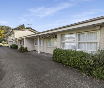 Cosy 2-bedroom, 1-bathroom unit on Turret Road - Photo 5