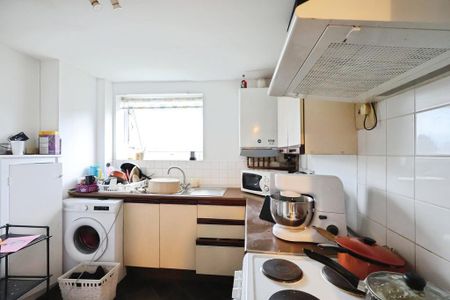 2 bedroom flat to rent - Photo 3