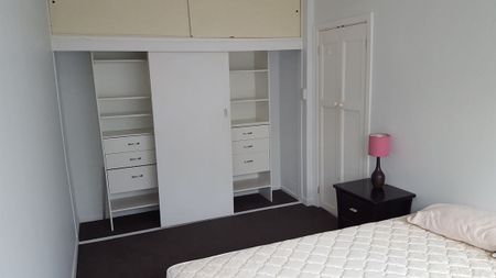 Sunny Ponsonby Apartment - Photo 4