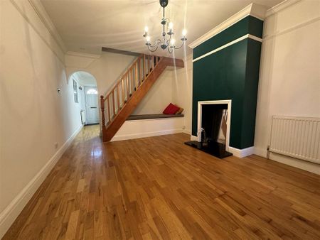 2 bedroom terraced house to rent - Photo 3