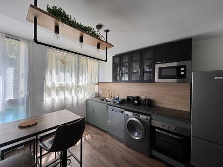 Location Appartement 2 pièces Meublé 87m² HEROUVILLE ST CLAIR 14200 - Photo 4