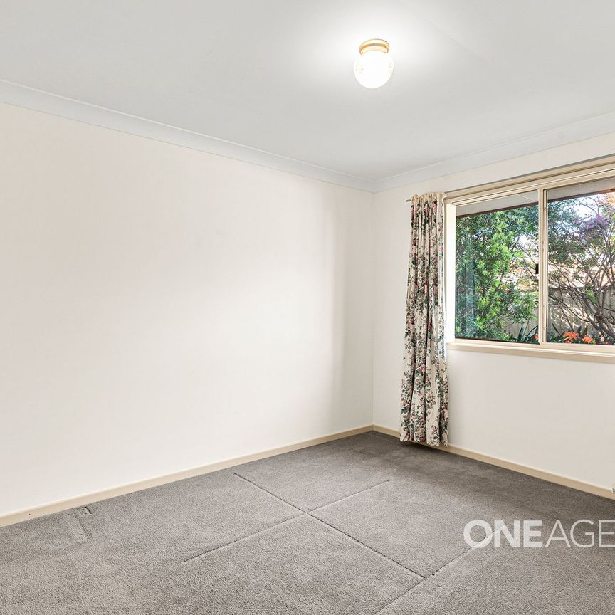 WELL DESIGNED 3-BEDROOM HOUSE OFFERING LIFESTYLE AND CONVENIENCE - Photo 1
