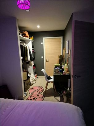 Room in a Shared Flat, Ellesmere St, M15 - Photo 1