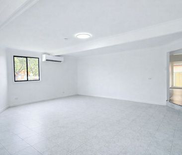 Spacious Fully Renovated 4-Bedroom Home in a Quiet Location - Photo 5