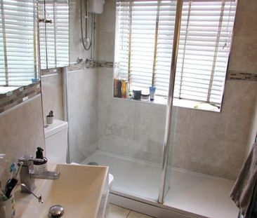 Courtlands - Photo 4