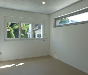 2.5-room apartment ideally located and modern! - Photo 3