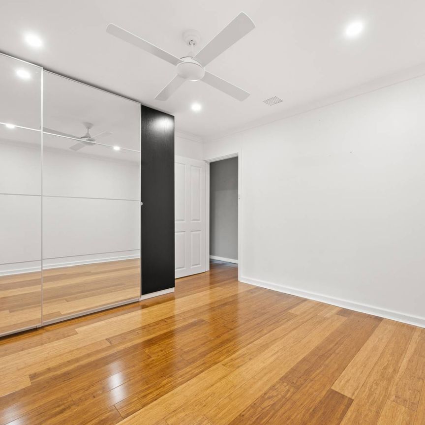Stunning Two Bedroom Home! - Photo 1