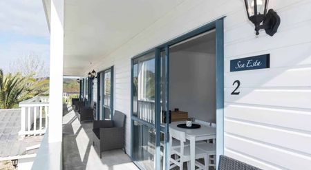 Fully Furnished Unit - Close to beach - Photo 2