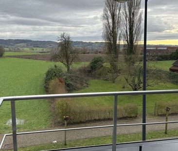 Appartement te huur in Ronse voor € 800 met 2 slaapkamers - Photo 2