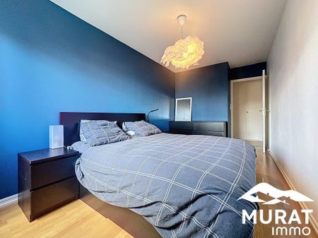 Location Appartement 4 pièces 92m² CHAMALIERES 63400 - Photo 2