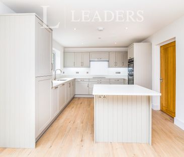 4 bedroom house to rent Maypole Road, Ashurst Wood, RH19 - Photo 6