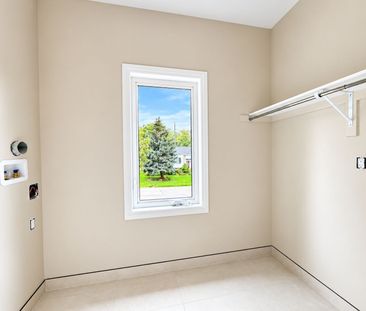 For Lease - 1 Riverdale Drive Unit# 8, Wasaga Beach, Ontario - Photo 1