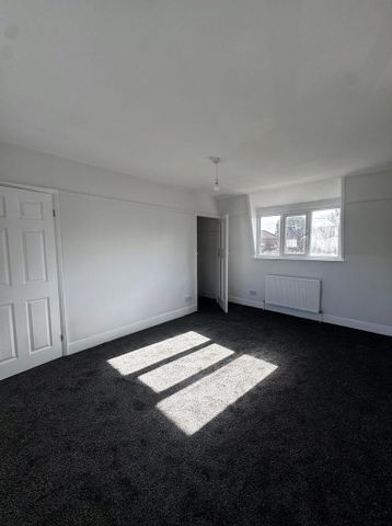 3 bedroom detached house to rent - Photo 2