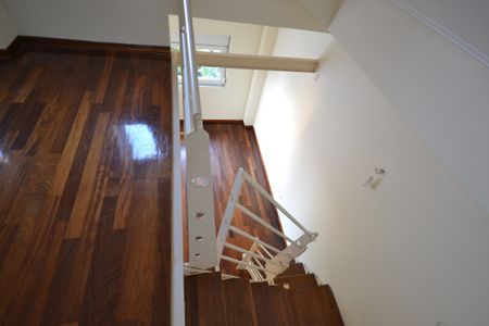 Μονοκατοικία 260 τ.μ. προς ενοικίαση - Photo 4