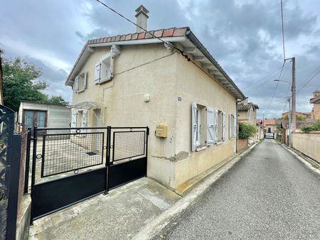 Location maison 4 pièces, 79.50m², L'Isle-Jourdain - Photo 2