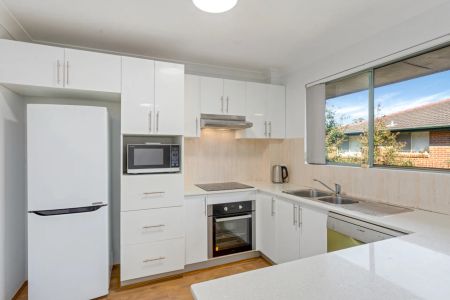 Unit 9/27 Sherbrook Road, - Photo 2