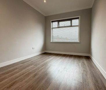 Warwick Road, Scunthorpe - Photo 2