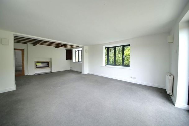 4 bedroom semi-detached house to rent - Photo 1