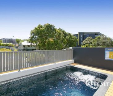 “Level 4 Modern Unit with Plunge Pool, BBQ & Table Tennis in the Co... - Photo 2