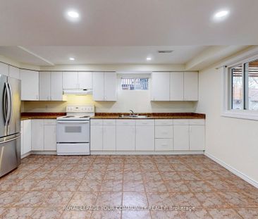 For Lease - 136 Woodcroft Lane Unit# Bsmnt, Vaughan, Ontario - Photo 3