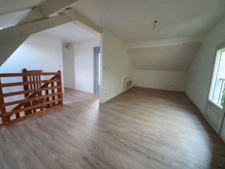 Location Maison 4 pièces 90m² - Photo 4