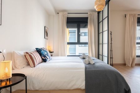 Calle Martínez de la Rosa, Málaga, Andalusia 29010 - Photo 3