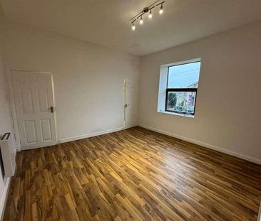 Moulson Terrace, Denholme, Bradford, BD13 - Photo 1