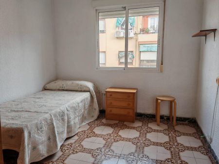 Piso de alquiler en Carolinas Altas - Photo 5