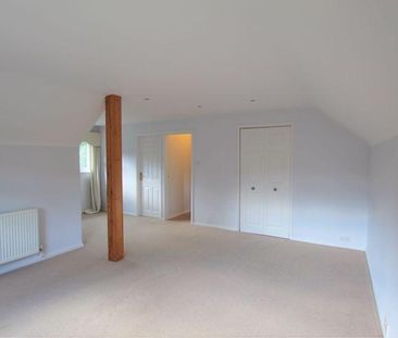 5 bedroom detached house to rent - Photo 6