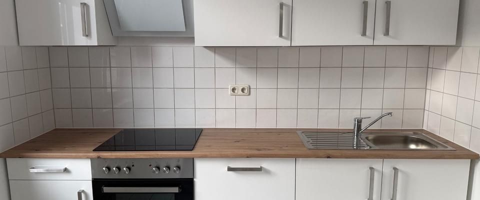 *** Kleine 2-Raum-Wohnung mit offenen Küchenbereich mit neuer, moderner EBK in Schloßchemnitz! *** - Foto 1