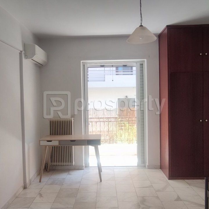 Studio/Γκαρσονιέρα για ενοικίαση Αγία Σοφία (Πάτρα) - Photo 1