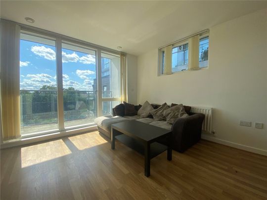 Clayponds Lane, Brentford, Middx, TW8 - Photo 1