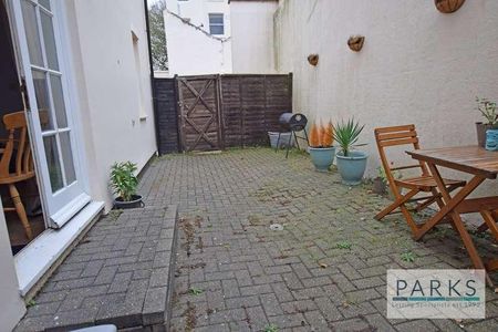 Russell Mews, Russell Square, Brighton, East Sussex, BN1 - Photo 2