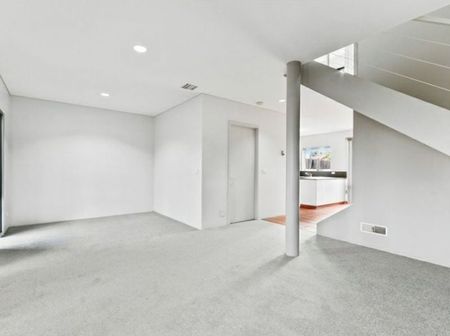 3 BEDROOM UNIT - Photo 5