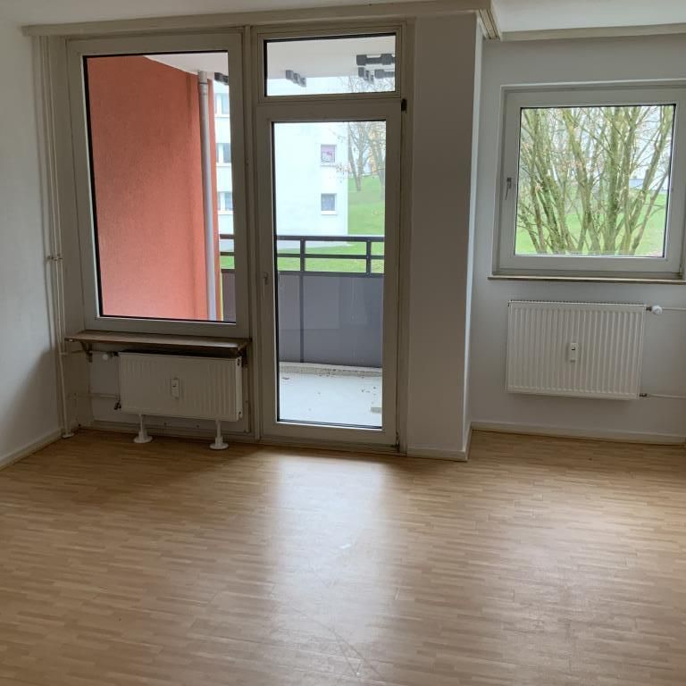 Neues Bad und Vinylfußboden - Schickes Wohnen - Foto 1