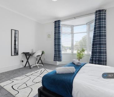 4 bedroom terraced house to rent - Photo 3