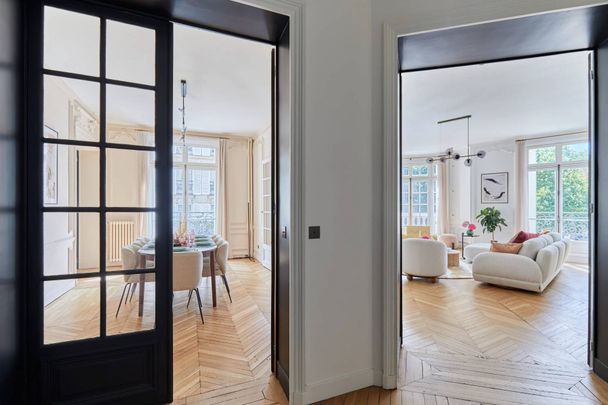 Location appartement, Paris 8ème (75008), 7 pièces, 221 m², ref 85084485 - Photo 1