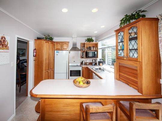 27 Cranwell Street, Churton Park - Photo 1