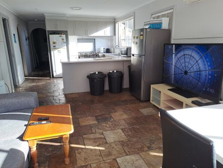 Meadow Heights - Photo 2