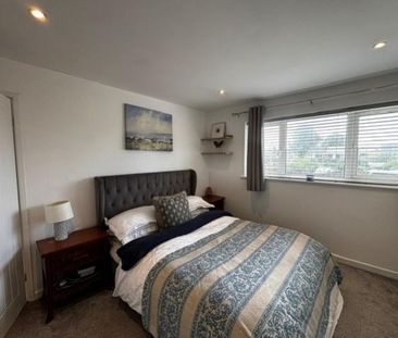 3 bedroom semi-detached house to rent - Photo 5