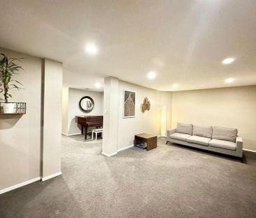 Spacious 3–4 Bedroom Home in Prestigious Northwood - Photo 2