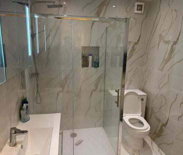 1 bedroom bedsit to rent - Photo 3