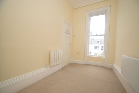 1 bed apartment to rent in Falsgrave Road, Scarborough, YO12 - Photo 3