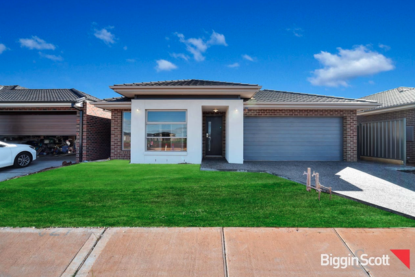 PERFECT FAMILY HOME !!! - Photo 1
