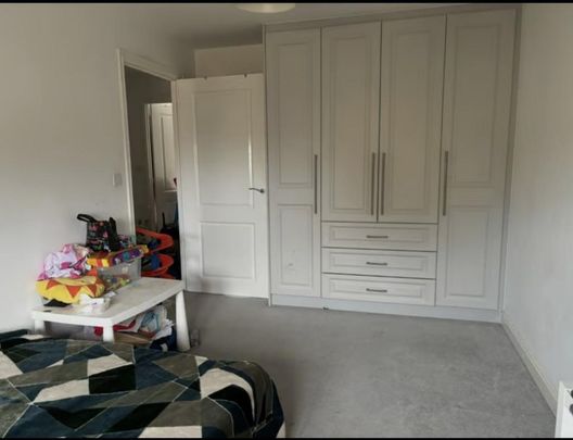 2 bedroom end of terrace house to rent - Photo 1