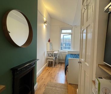 Studio Flat, Clapham Park Road, SW4 - Photo 5