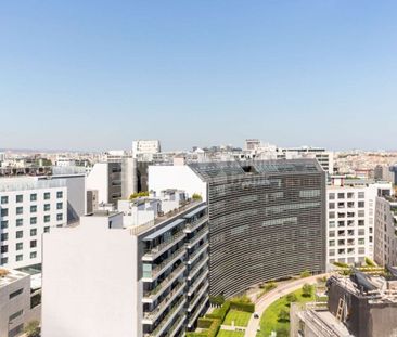 4 room luxury Flat for rent in Lisbon, Portugal - Photo 5